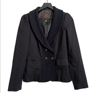 D-E-P-T navy Blue pinstripe textured collar cap sleeved dinner jacket